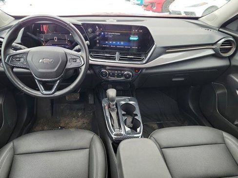 Used 2024 Chevrolet Trax ACTIV image 11