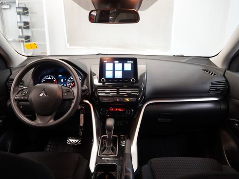 Used 2022 Mitsubishi Eclipse Cross LE AWD/4WD image 18