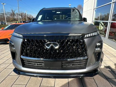New 2026 INFINITI QX80 4WD image 3