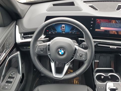 Certified 2025 BMW X1 xDrive28i w/ Technology Package image 23