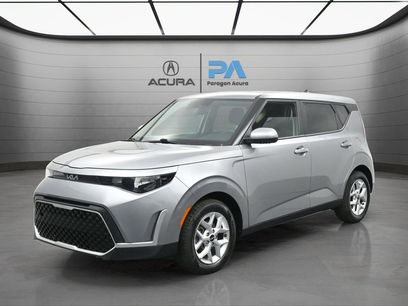 Used 2023 Kia Soul LX w/ LX Technology Package