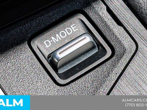 Used 2025 Nissan Kicks SV FWD image 34