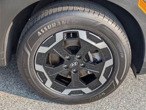 Used 2024 Hyundai Santa Fe SEL AWD/4WD image 9