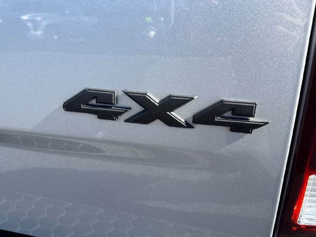 Used 2016 RAM 1500 Express AWD/4WD image 19
