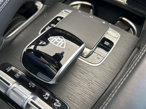 Used 2023 Mercedes-Benz Maybach GLS 600 4MATIC image 61