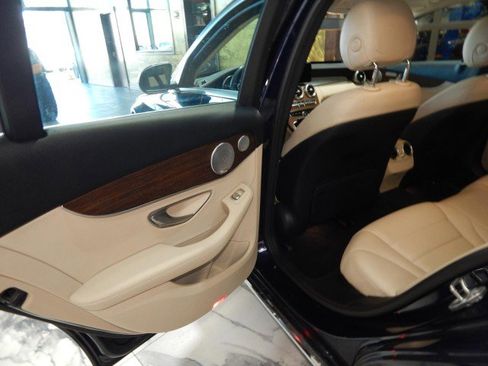 Used 2020 Mercedes-Benz C 300 4MATIC Sedan w/ Premium Package image 36