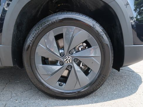 Used 2025 Volkswagen Taos S FWD image 46