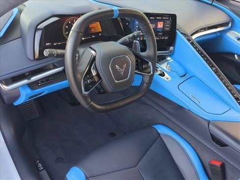 Used 2023 Chevrolet Corvette Stingray Premium Cpe w/ Z51 Performance Package RWD image 10