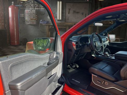 Used 2023 Ford F150 Raptor AWD/4WD image 17