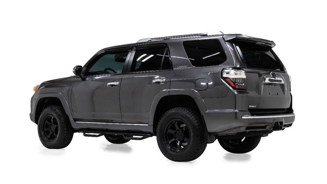 Used 2011 Toyota 4Runner Limited AWD/4WD image 4
