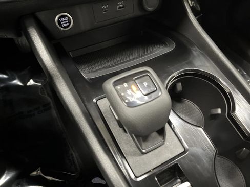 Used 2023 Nissan Rogue SV FWD image 18