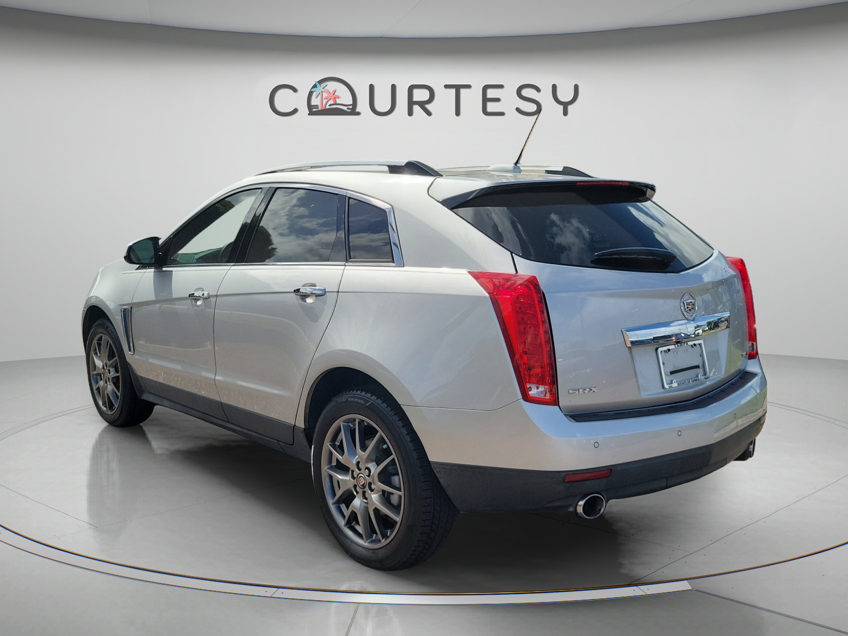 Used 2016 Cadillac SRX Performance w/ Driver Awareness Package FWD image 3
