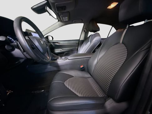 Used 2023 Toyota Camry SE FWD image 21