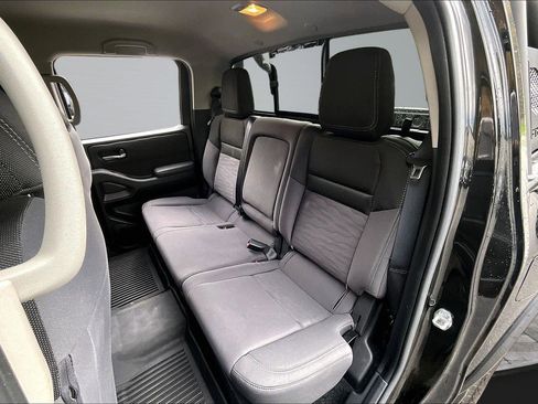 Used 2024 Nissan Frontier SV w/ Hardbody Edition AWD/4WD image 27