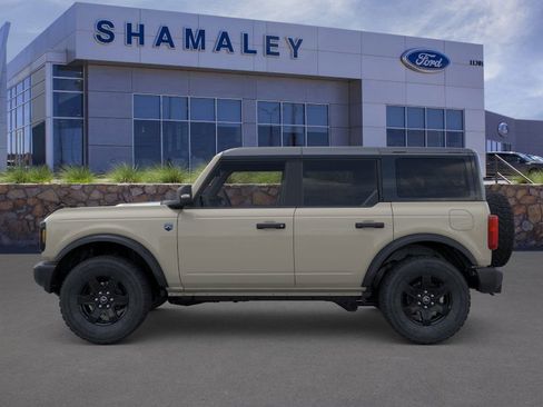 New 2025 Ford Bronco Big Bend w/ Black Appearance Package image 3