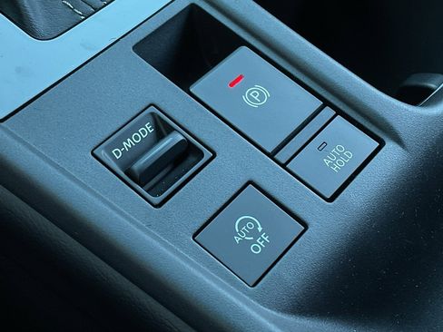 New 2026 Nissan Sentra SV w/ SV Convenience Package image 34