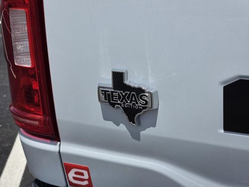 Used 2022 Ford F150 XLT w/ Equipment Group 302A High AWD/4WD image 38