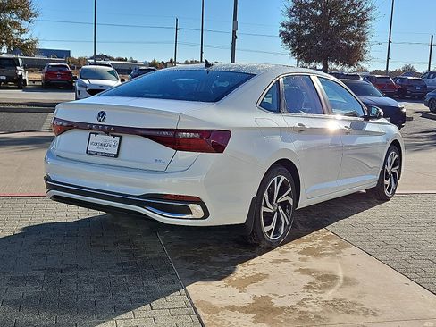 New 2026 Volkswagen Jetta SEL image 3