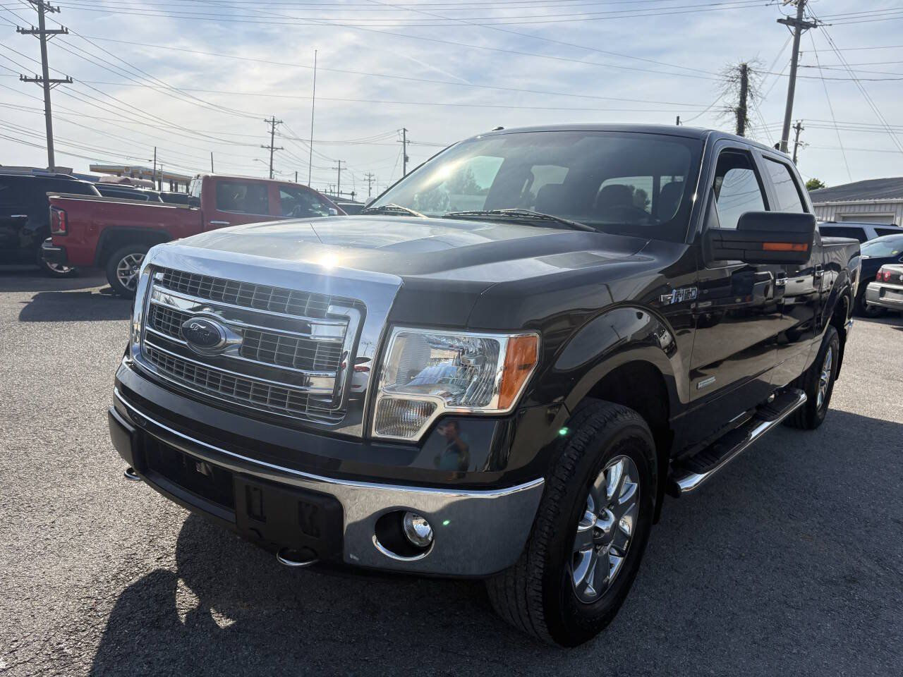 Used 2014 Ford F150 XLT w/ Equipment Group 302A Luxury AWD/4WD image 23