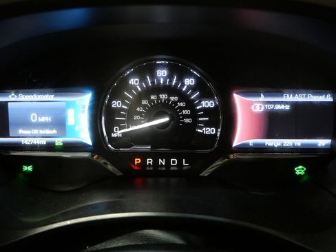 Used 2017 Lincoln MKZ Select w/ Select Plus Package image 15