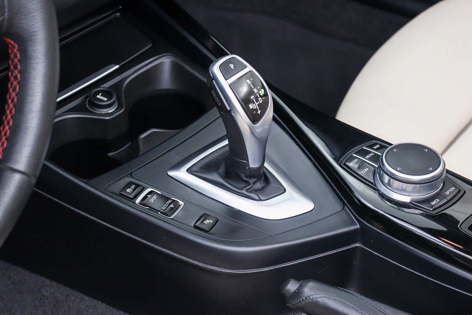 Used 2017 BMW 230i Convertible RWD image 31