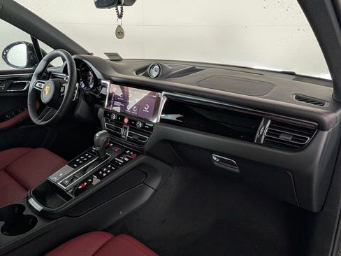 New 2026 Porsche Macan AWD/4WD image 19
