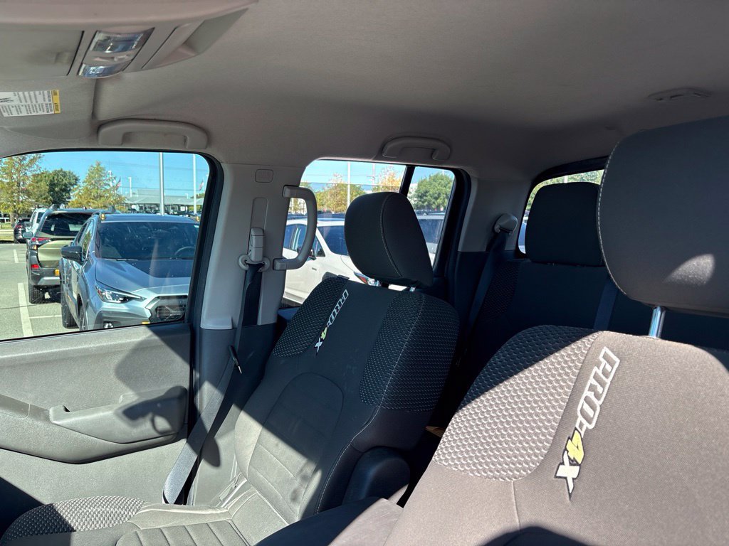 Used 2014 Nissan Frontier PRO-4X AWD/4WD image 5