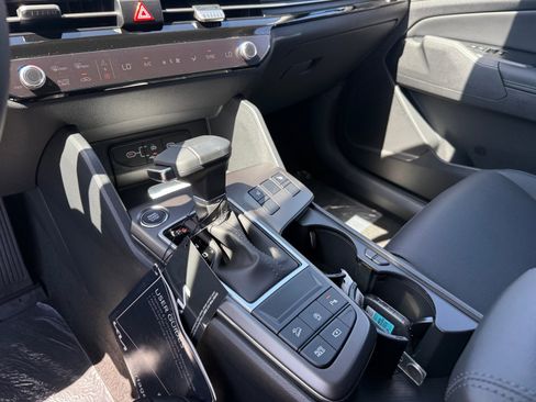 New 2026 Kia Sportage EX image 13