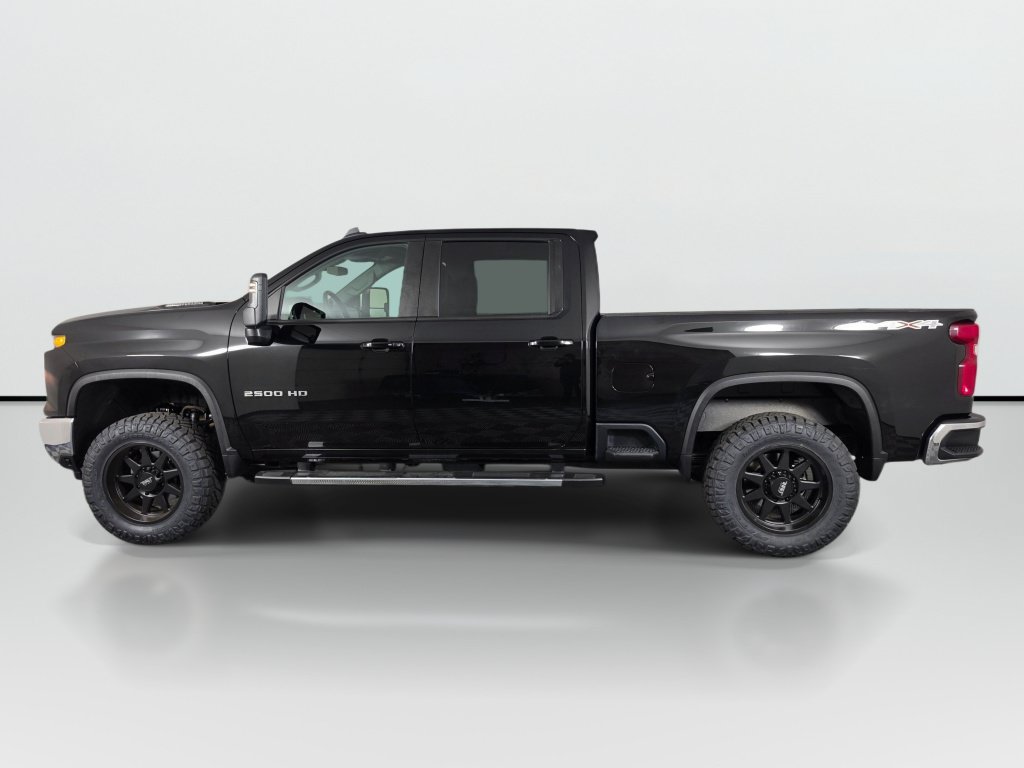 Used 2025 Chevrolet Silverado 2500 LT w/ Convenience Package AWD/4WD image 2