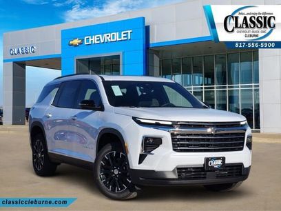 New 2026 Chevrolet Traverse LT w/ Sun and Wheel Package