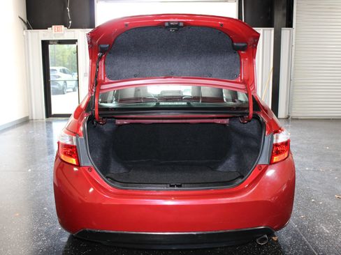 Used 2016 Toyota Corolla LE FWD image 27