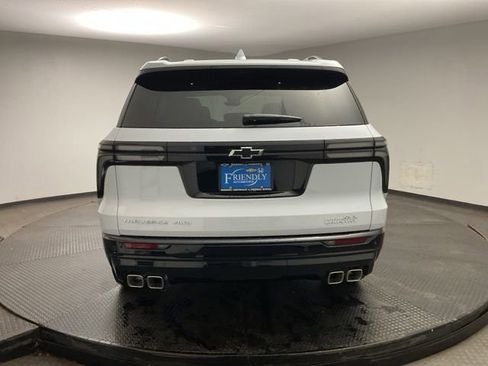 New 2026 Chevrolet Traverse High Country w/ LPO, Floor Liner Package AWD/4WD image 6