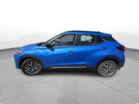 Used 2023 Nissan Kicks SR FWD image 9