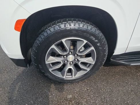 Used 2022 Chevrolet Tahoe LT AWD/4WD image 11