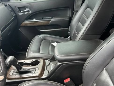 Certified 2018 GMC Canyon Denali AWD/4WD image 4