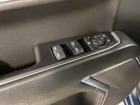 Used 2024 Chevrolet Silverado 1500 LT AWD/4WD image 19