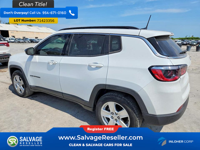 Used 2022 Jeep Compass Latitude FWD image 3