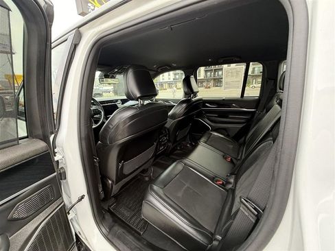 Used 2022 Jeep Grand Cherokee Trailhawk w/ Luxury Tech Group III AWD/4WD image 27