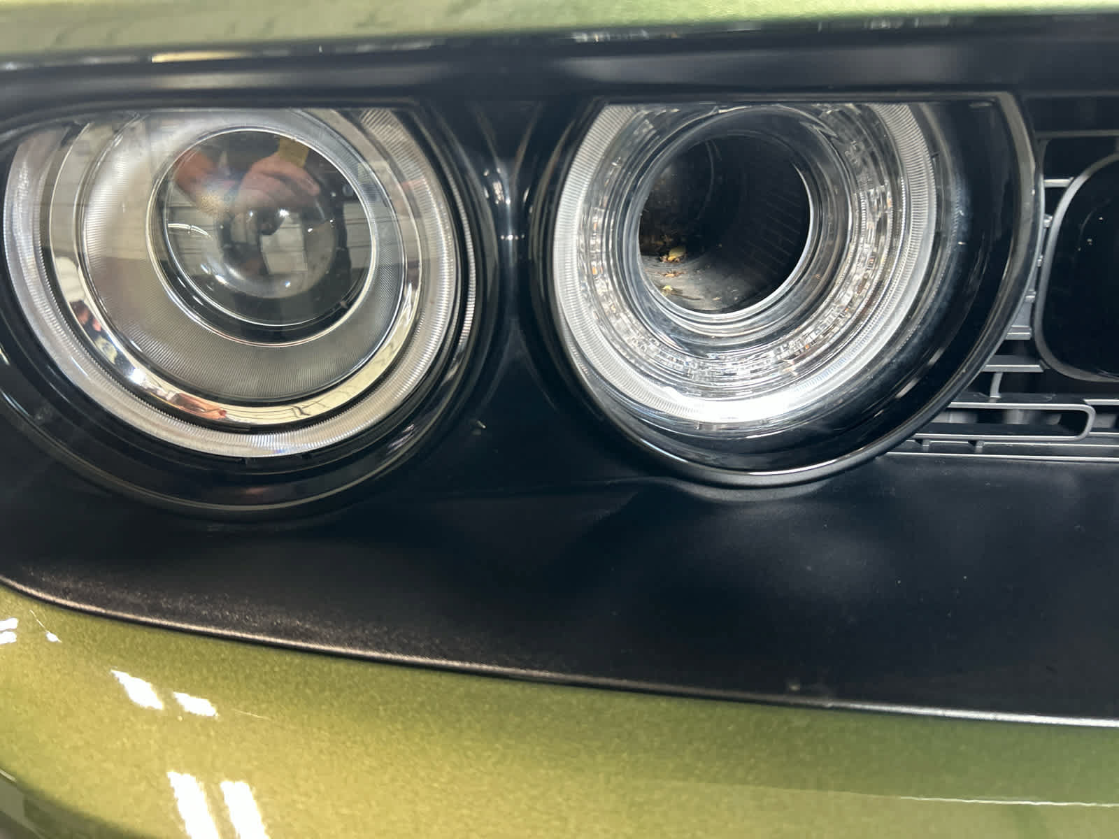 Used 2022 Dodge Challenger R/T Scat Pack w/ T/A Package RWD image 4