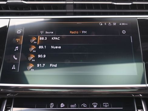 Used 2020 Audi Q7 3.0T Prestige w/ Prestige Package image 34