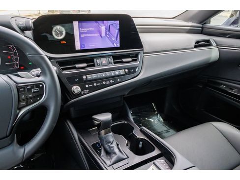 Used 2025 Lexus ES 350 FWD image 23