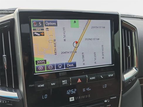 Used 2021 Toyota Land Cruiser image 22