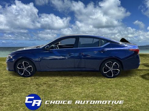 Used 2024 Nissan Altima 2.5 SR image 3