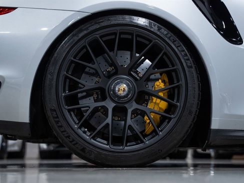 Used 2014 Porsche 911 Turbo S AWD/4WD image 43