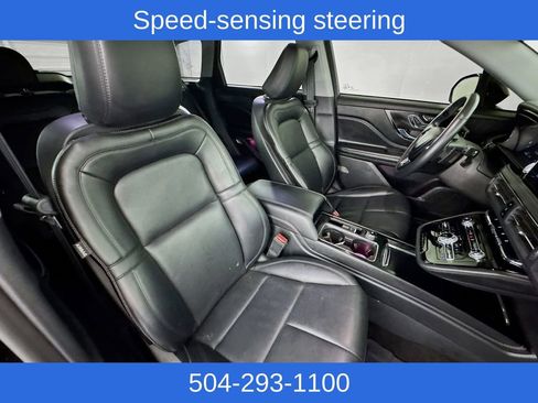 Used 2022 Lincoln Corsair Reserve image 28