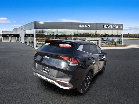 Certified 2023 Kia Sportage LX AWD/4WD image 3