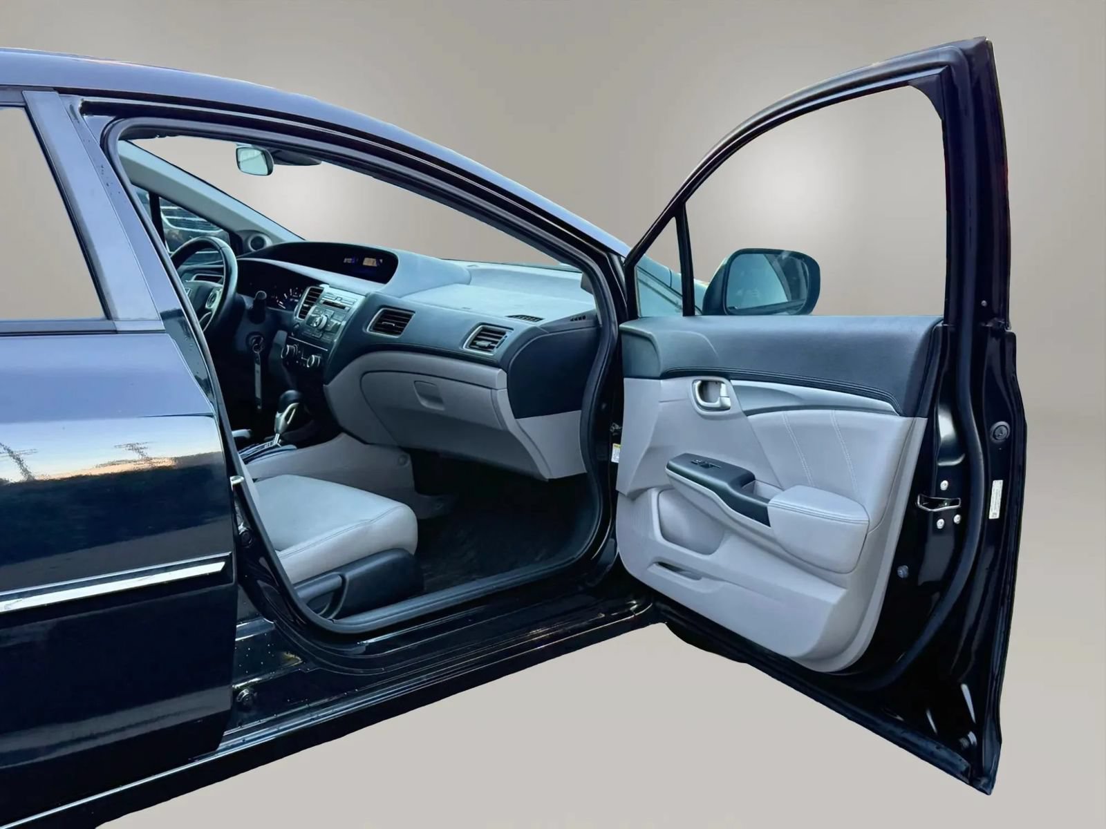 Used 2013 Honda Civic Hybrid Sedan image 17
