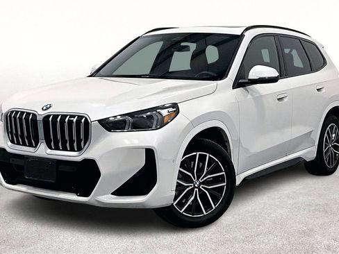 Used 2025 BMW X1 xDrive28i image 10