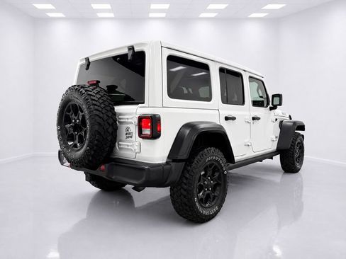 Used 2023 Jeep Wrangler Unlimited w/ Sun & Screen Package AWD/4WD image 5