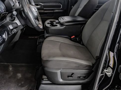 Used 2024 RAM 3500 Big Horn image 30